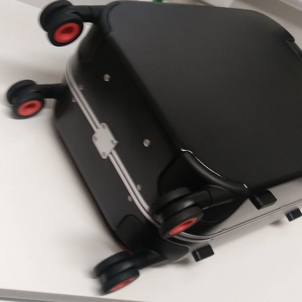 Hanke Carry On Luggage, 20'' Suitcase with Front Laptop Pocket, Travel R… - Picture 3 of 11